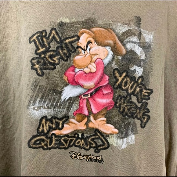 Vintage Disneyland Resort Tshirt Grumpy Dwarf - Picture 2 of 5